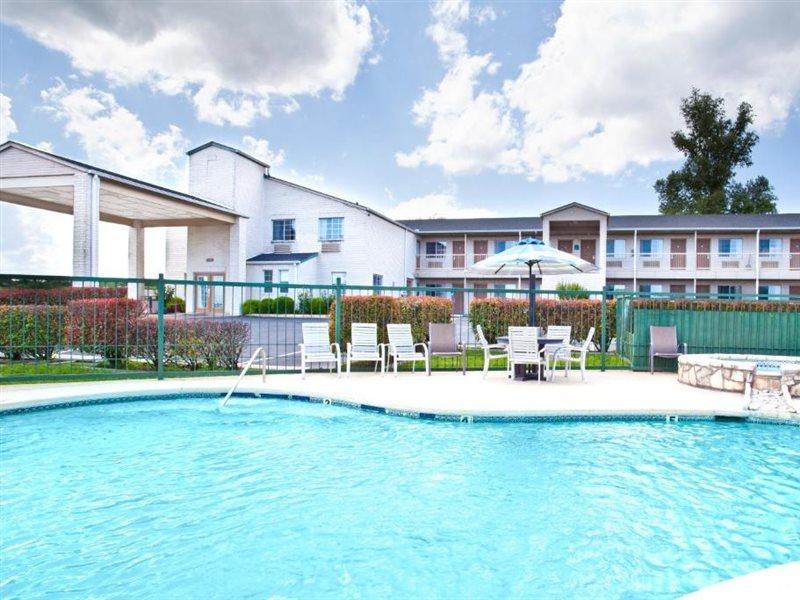 Days Inn By Wyndham Kerrville Ngoại thất bức ảnh
