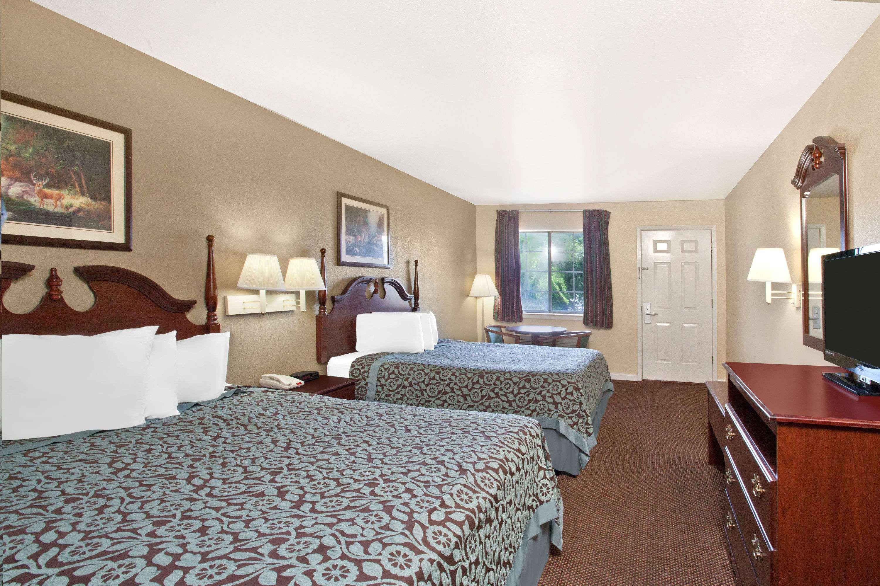 Days Inn By Wyndham Kerrville Ngoại thất bức ảnh
